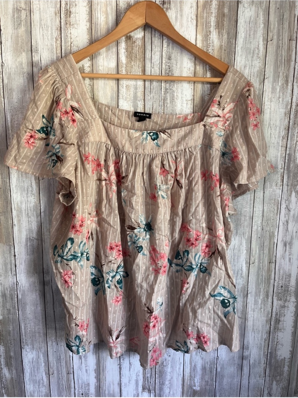 NWT Torrid Clip Jacquard Floral Square Neck Flutter Sleeve Top Size 2 18/20 - Picture 2 of 5